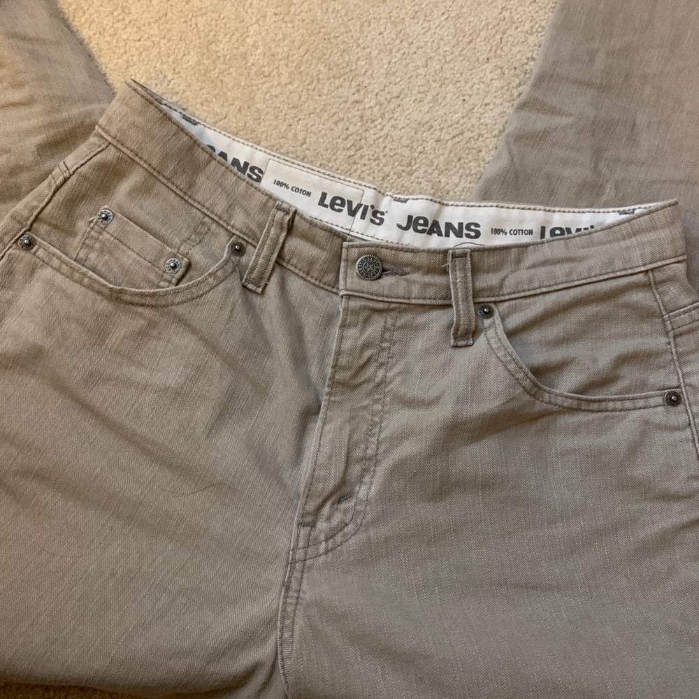 Levis pants - Picture 4 of 5